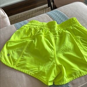 Lululemon Athletica Green Athletic Shorts Lightweight Relaxed Fit